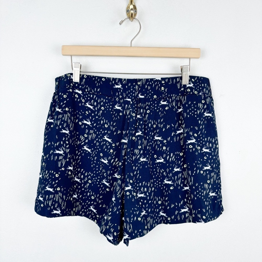 Disney x Lauren Conrad Alice in Wonderland Rabbit Print Shorts Sz L - Picture 3 of 8